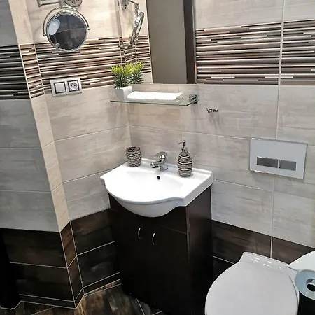 New, Luxury! 1, Center. 55m², 2 Apartment. 5min Walk To Wenceslas Square, 10min Walk To National Museum. Navratilova Street № 1, Nove Mesto * 프라하